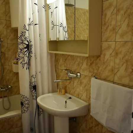 Apartament Sunshine Near Bridge *