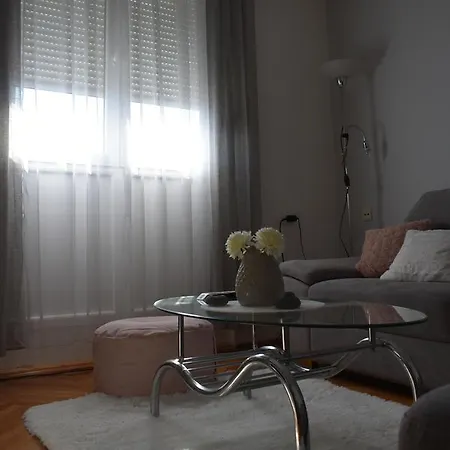 Апартаменти Sunshine Near Bridge Задар