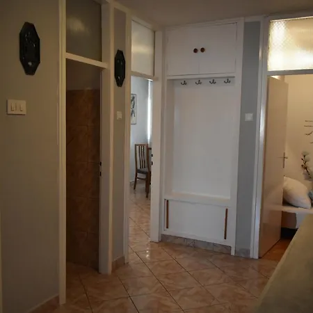 Sunshine Near Bridge 자다르