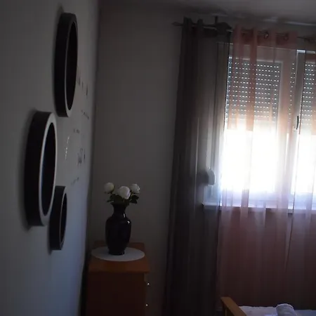 Apartment Sunshine Near Bridge Zadar